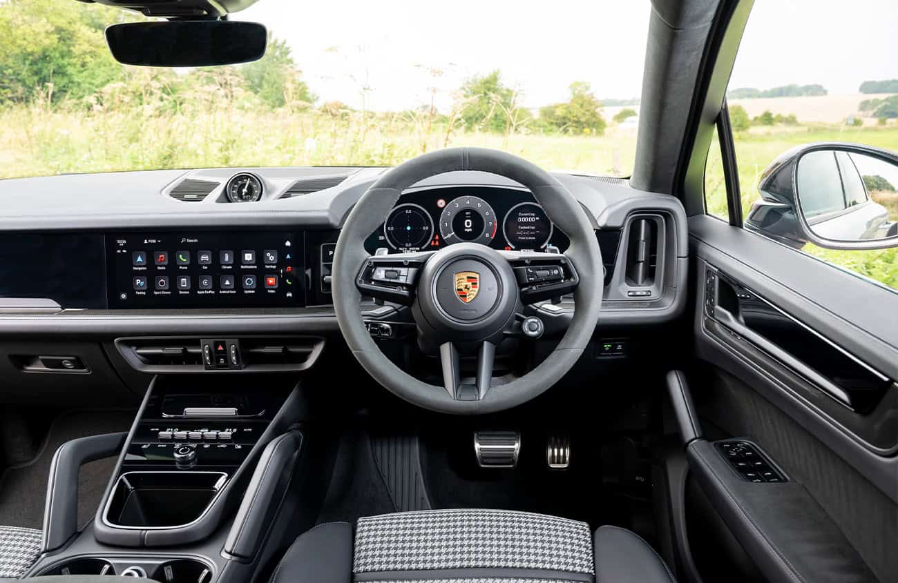 porsche-suv-1