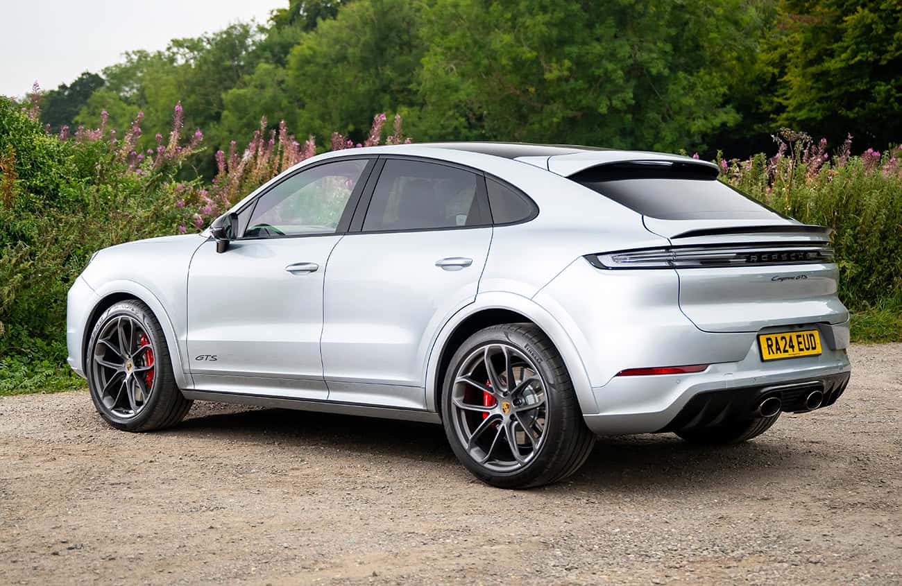 porsche-suv-4