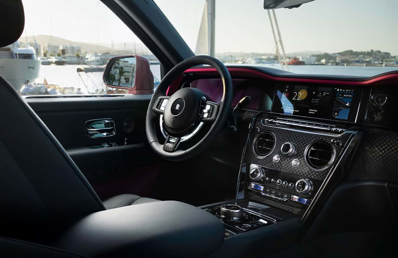 rolls-suv-1